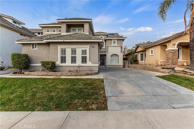 view of front of property with a front lawn