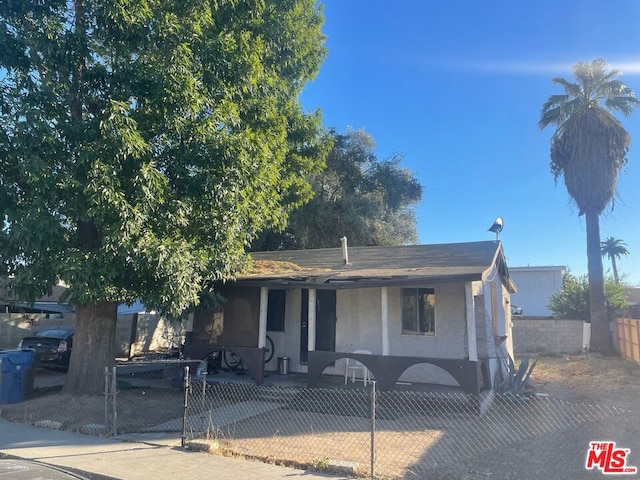 view of front of house with a porch