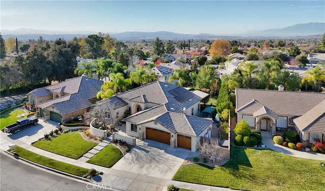 bird's eye view featuring a mountain view