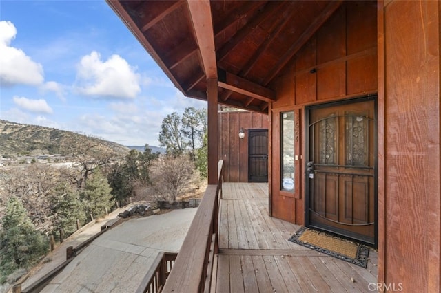 property entrance with a mountain view