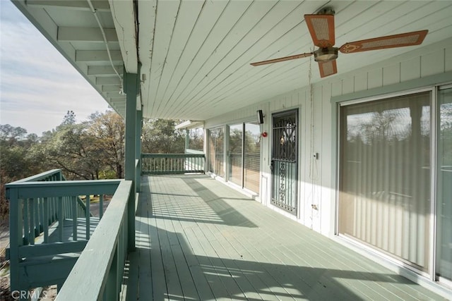 deck featuring ceiling fan