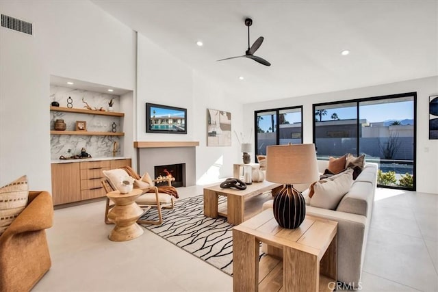 living room featuring ceiling fan