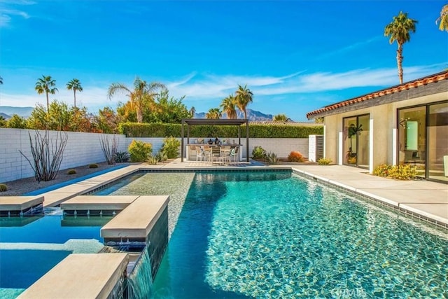 view of swimming pool featuring a patio