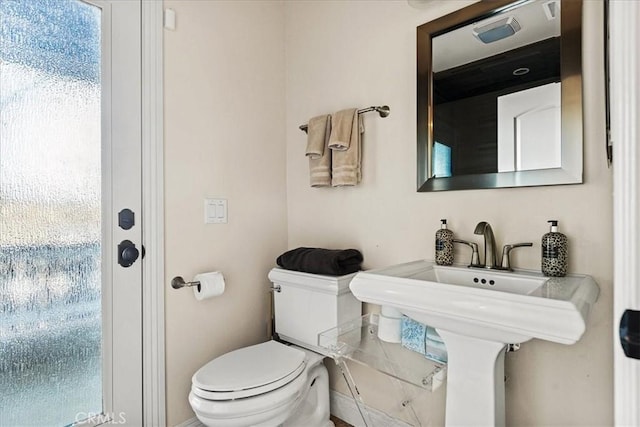 28906 Palisades Dr, Lake Arrowhead, CA 92352 - half bath with toilet and a sink