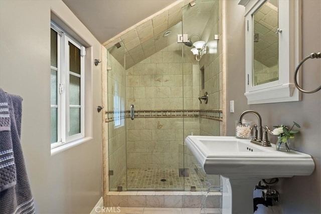 28906 Palisades Dr, Lake Arrowhead, CA 92352 - full bath featuring a shower stall and lofted ceiling