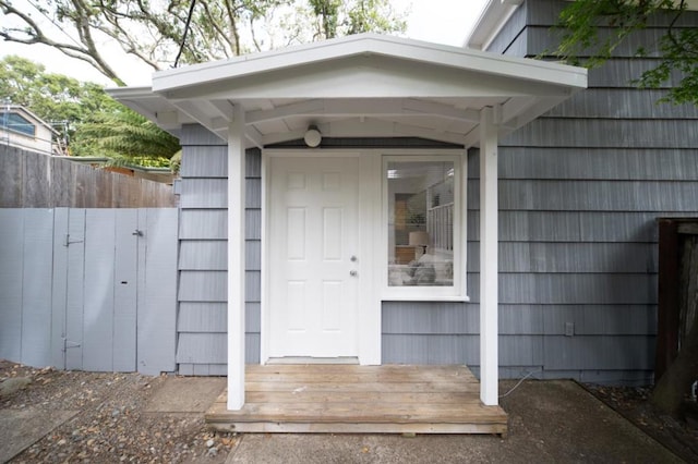 view of property entrance