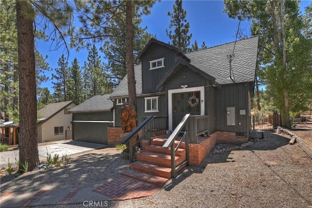 view of front of property with a patio area