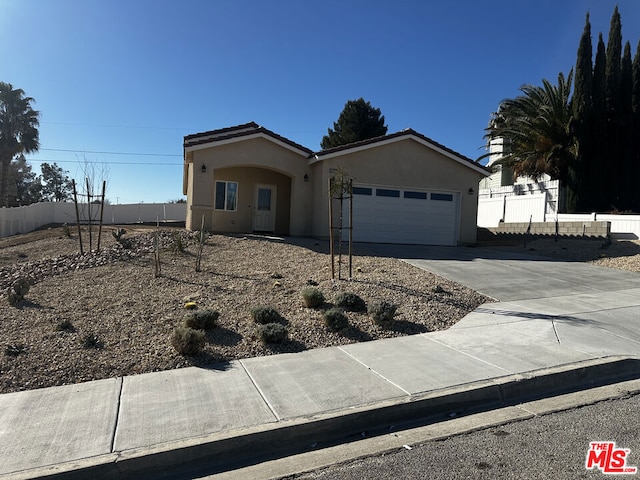 view of front facade with a garage