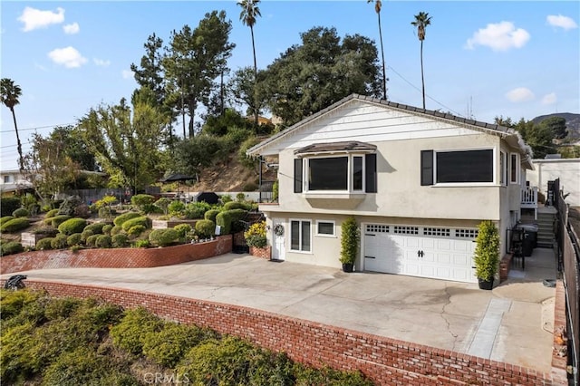 view of front of house featuring a garage