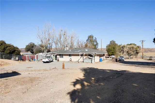 view of front of property