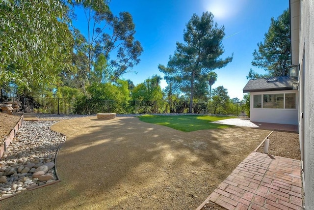 view of yard featuring a patio