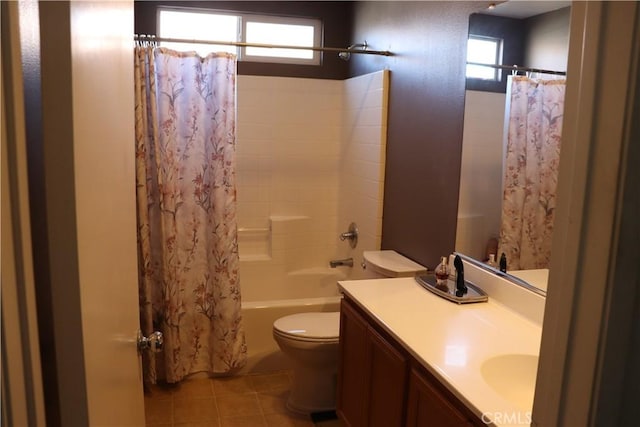 full bathroom featuring toilet, shower / tub combo, and vanity