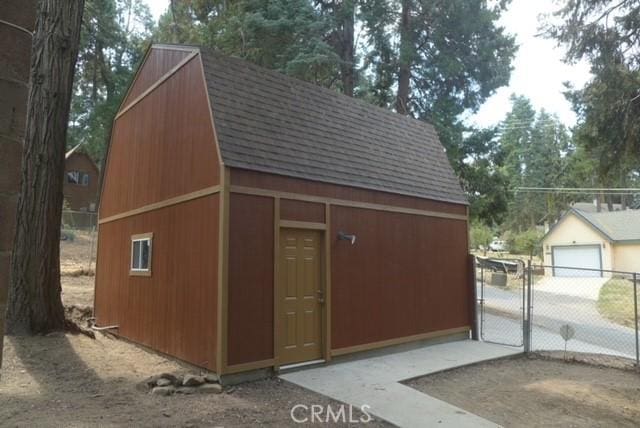 view of outbuilding