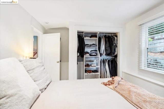 bedroom featuring a closet