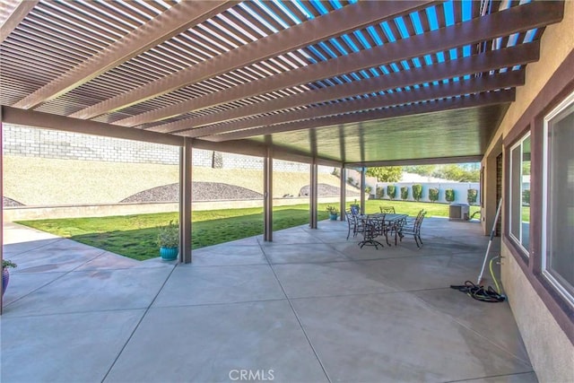 view of patio featuring a pergola