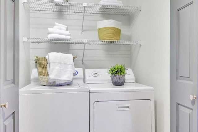 laundry area featuring washer and clothes dryer