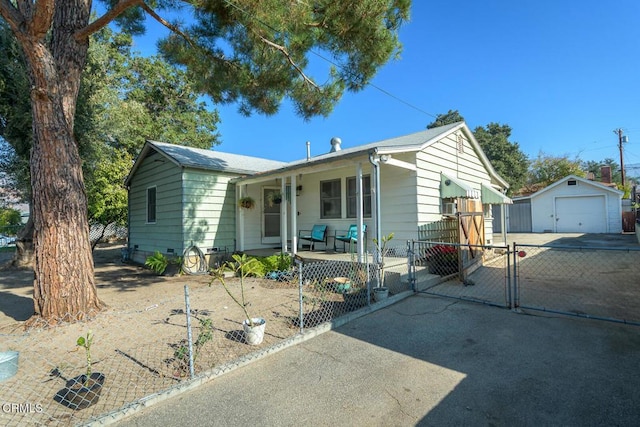 view of front of home with covered porch