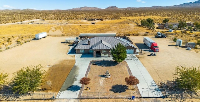 bird's eye view with a mountain view