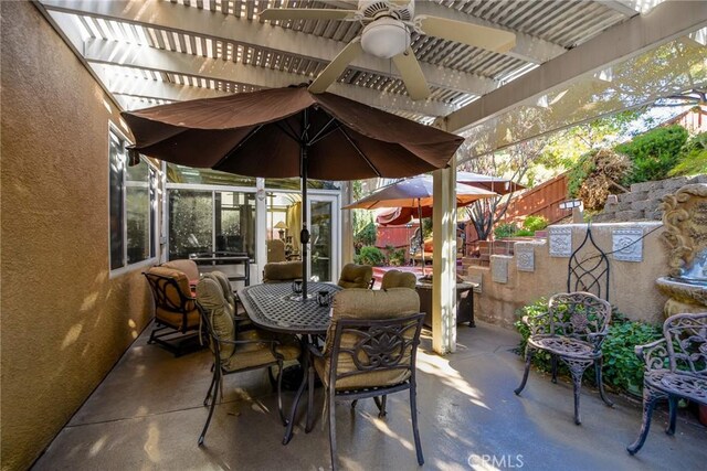 view of patio featuring a pergola