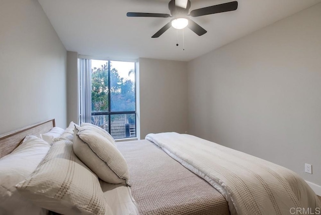 bedroom featuring ceiling fan