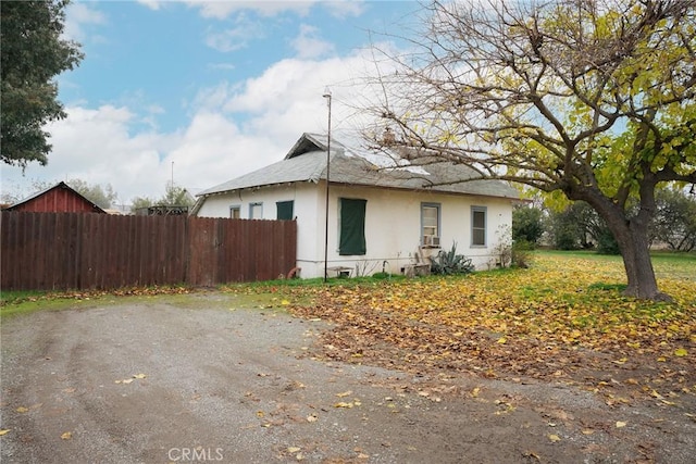 view of home's exterior