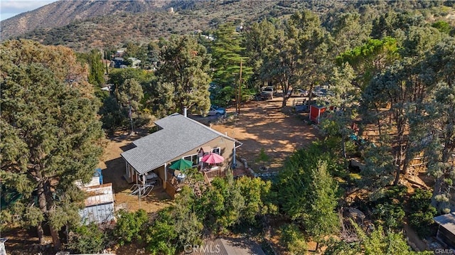 bird's eye view with a mountain view