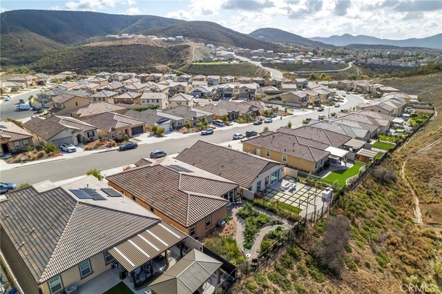 drone / aerial view featuring a mountain view