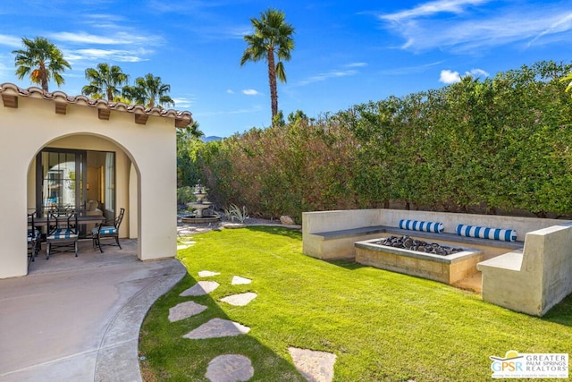 view of yard with a patio