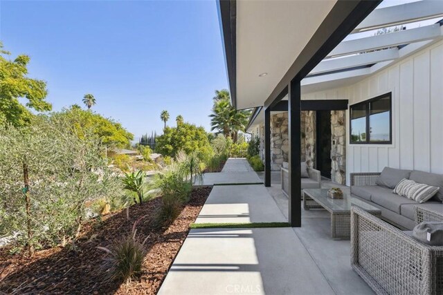 view of patio featuring outdoor lounge area