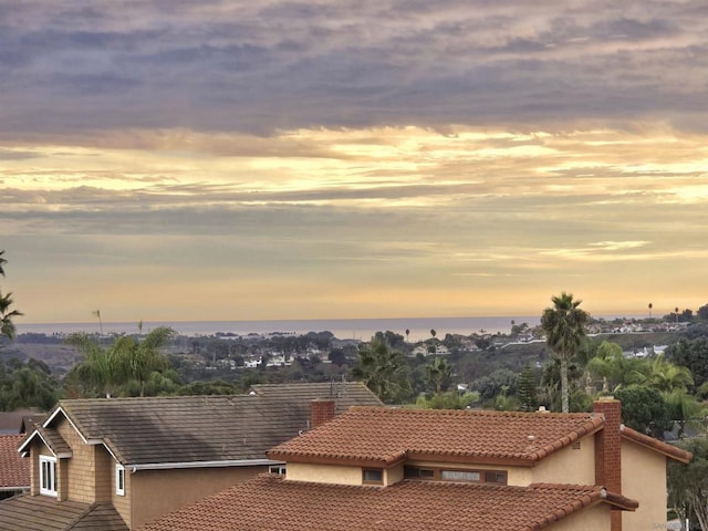 view of aerial view at dusk