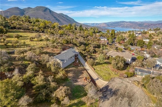 bird's eye view with a mountain view