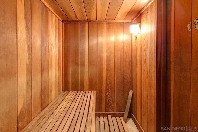 view of sauna / steam room