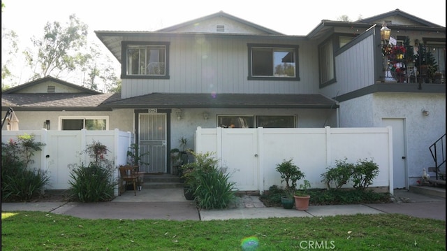 view of front of home