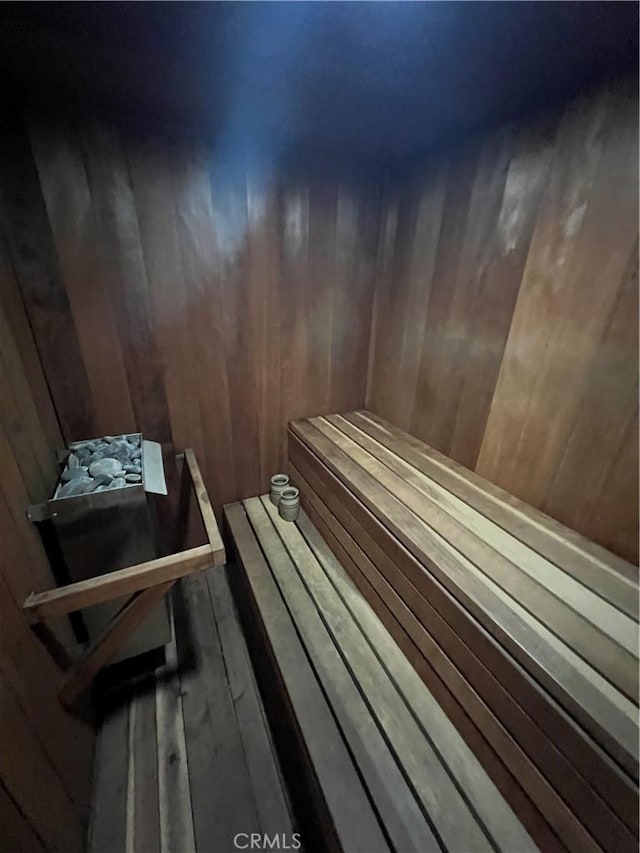 view of sauna / steam room