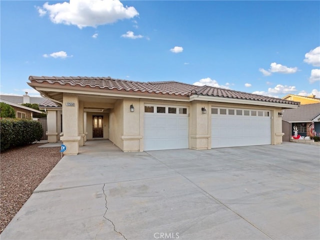 view of front of home featuring a garage