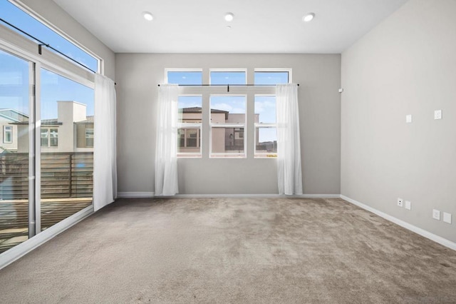 view of carpeted spare room