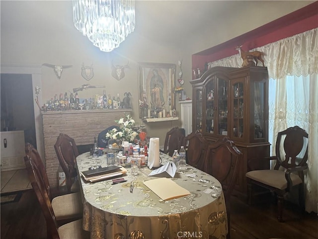 dining room with an inviting chandelier