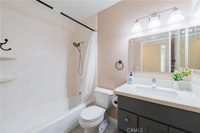 full bathroom featuring toilet, vanity, and shower / bath combo