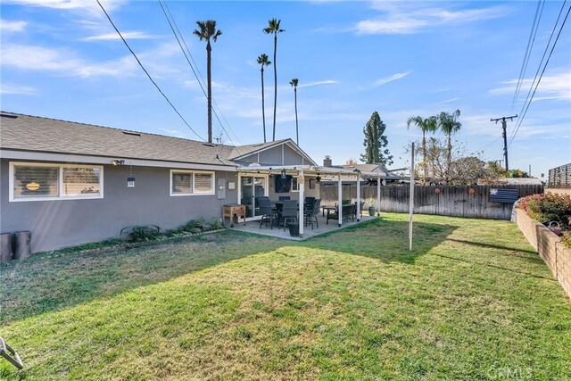 view of yard with a patio area