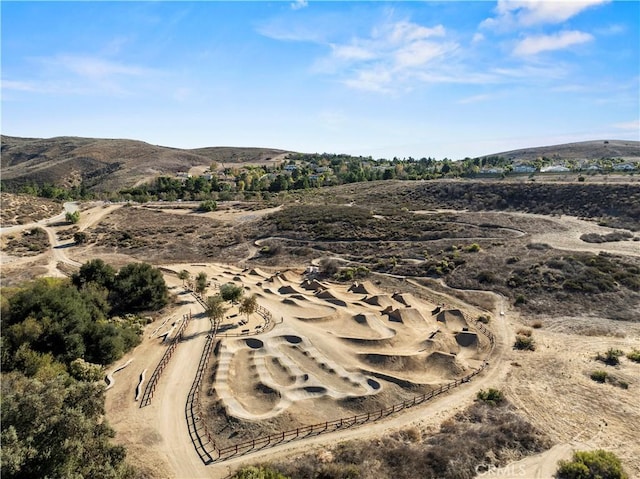 bird's eye view with a mountain view