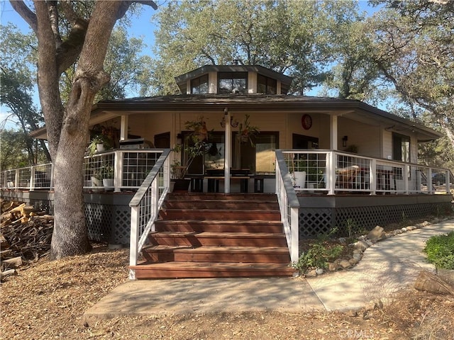 view of front of house