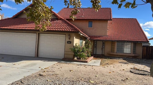 view of front facade with a garage