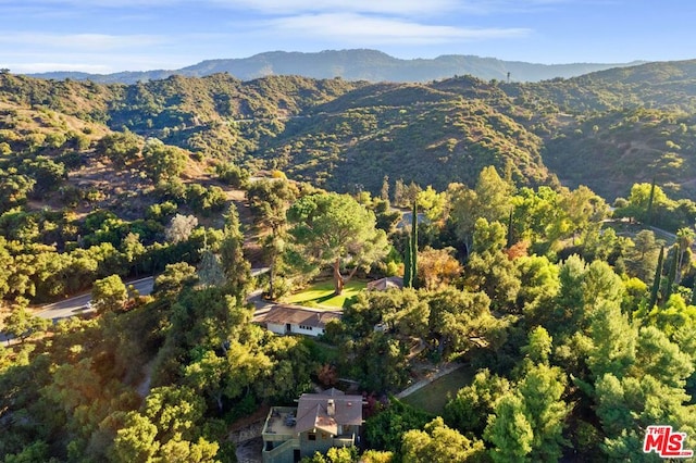 bird's eye view featuring a mountain view