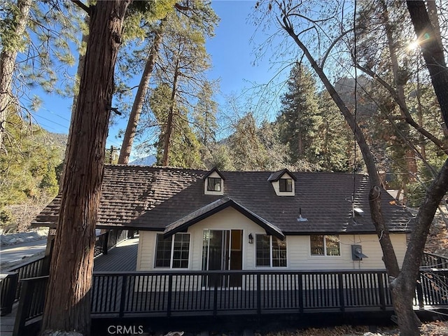 view of front facade featuring a deck