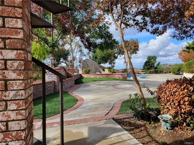 6966 Ranch View Rd, Riverside, CA 92506 - view of yard