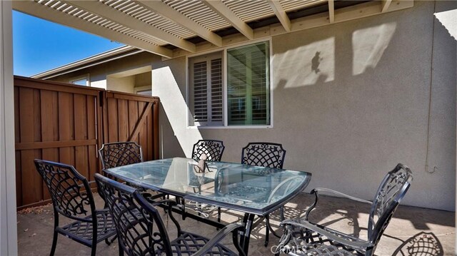 view of patio featuring a pergola