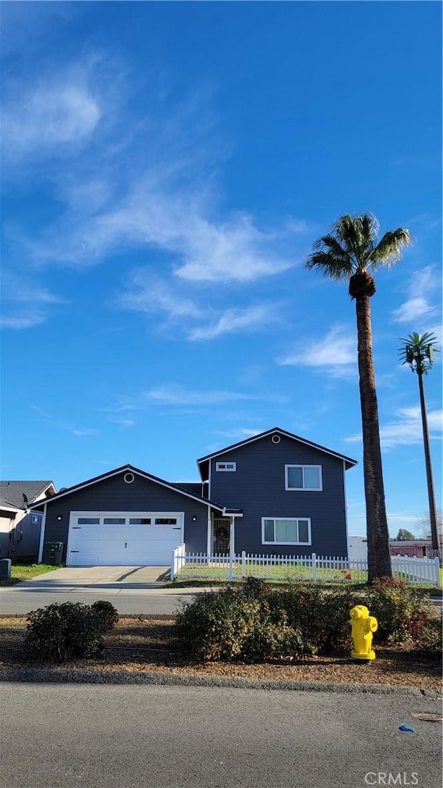 view of front facade with a garage