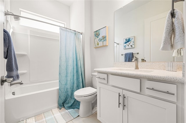 full bathroom featuring toilet, shower / bathtub combination with curtain, and vanity