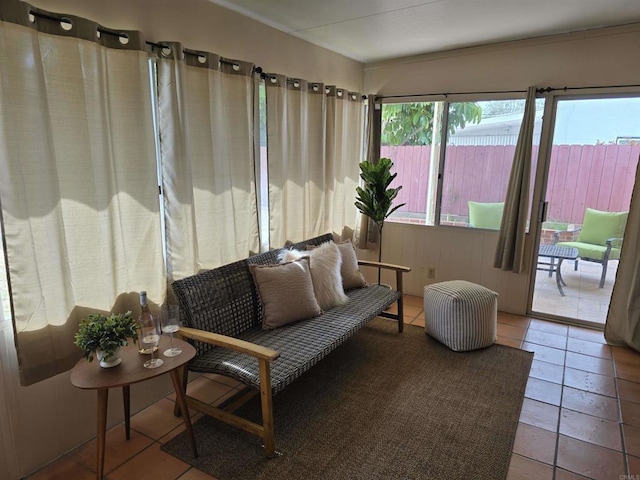 2416 J Ave, National City, CA 91950 - view of sunroom / solarium