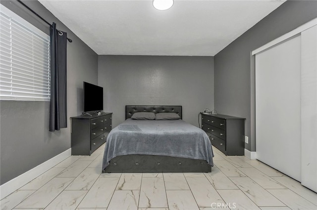 bedroom with a closet